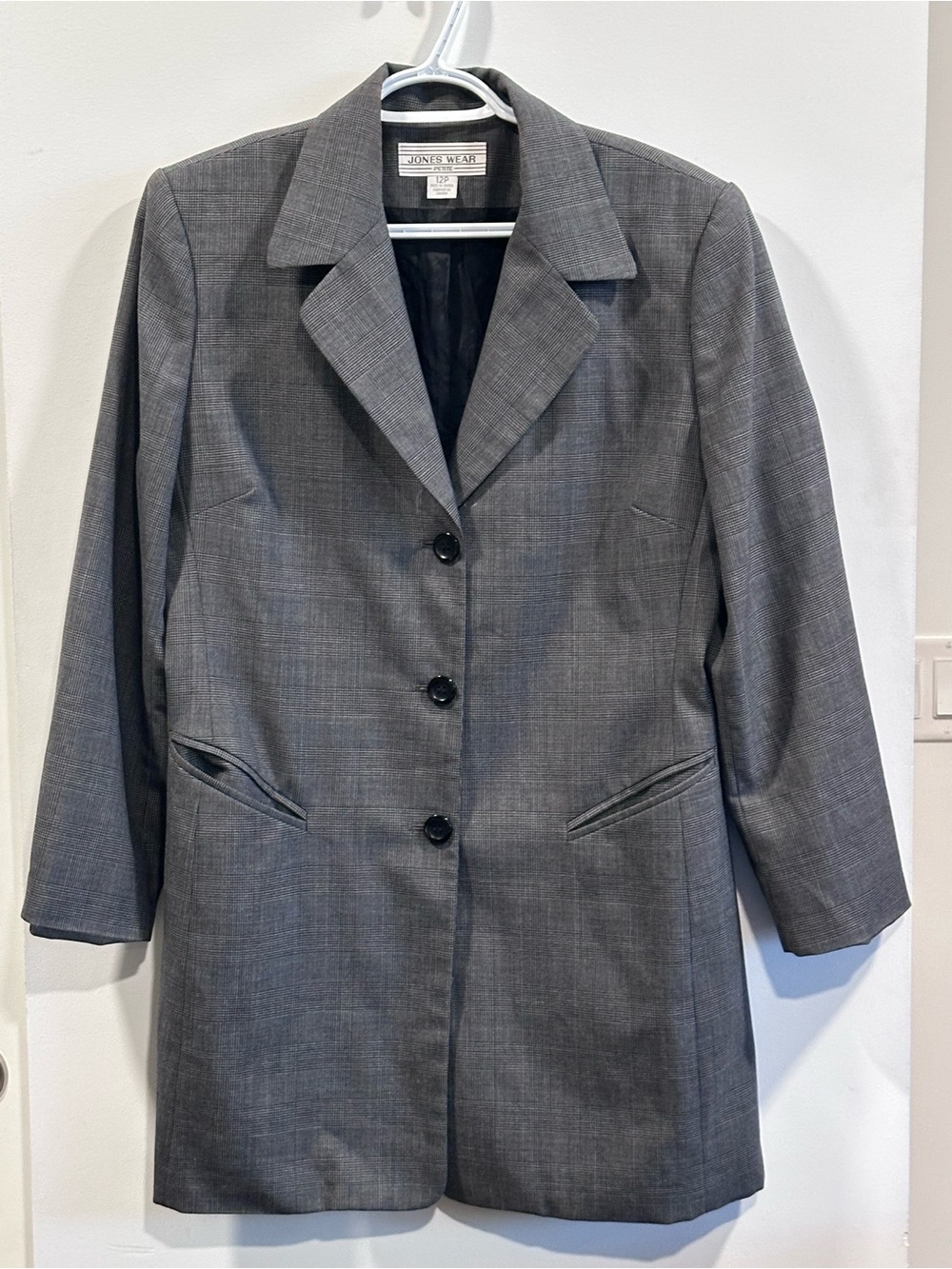 Jones Wear Charcoal Gray Long Single-Breasted Blazer
